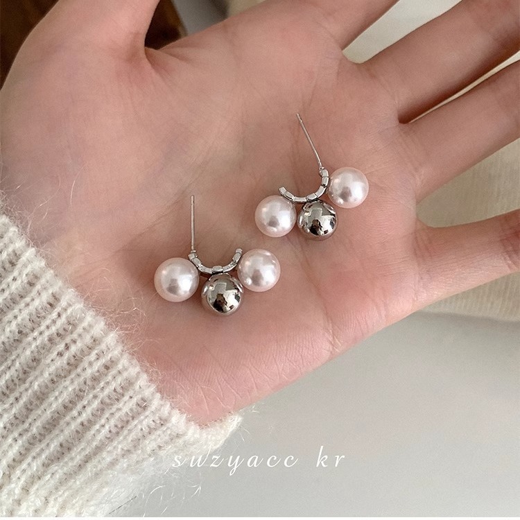 Spleißen von Metallkugeln mit gebogener Perle für Nischendesign für Frauen, dynamisches, schlichtes Temperament und Ohrring-Accessoires_voghion.com