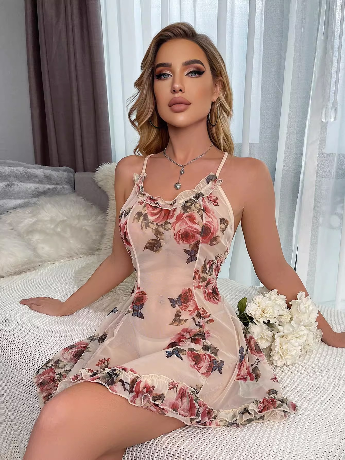 Slim Fit Type Women's Flower See-through Sexy Lingerie