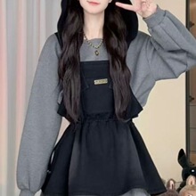 韩版简约圆领长袖灰色卫衣女2025秋季新款收腰显瘦背带裙两件套