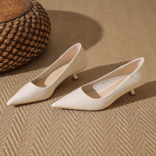 3520���^���|�߸�Ь2025�＾�¿�ܛƤܛ�װٴ�ͨ�ڹ����ָ���ЬŮ