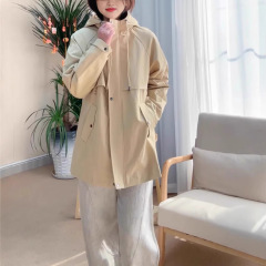 中長タイプのトレンチコート女性の新型春秋ファッションコート綿質英倫風気質がゆったりしています。