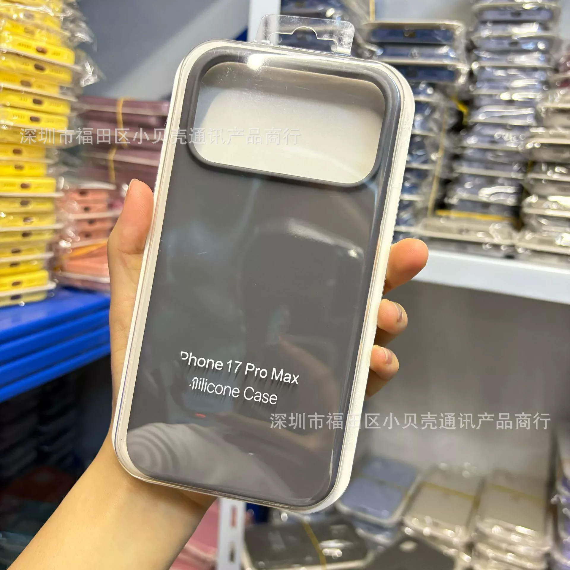 Protective Silicone Case Apple iPhone 17 / 17 Pro / 17 Pro Max — camera button, liquid-silicone finish