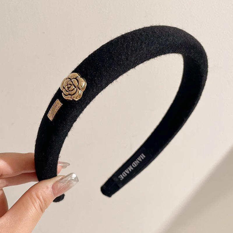 2025 nueva diadema de cabeza alta para mujer, lujo ligero, tarjeta de alta calidad, diadema de salida diaria de verano, pequeño paquete de cabello