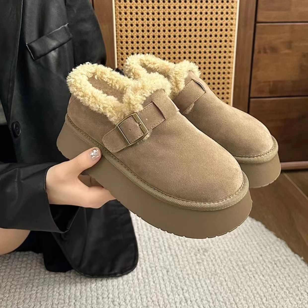 Botas de nieve de fondo grueso para mujeres 2024 nuevos zapatos de invierno de lana gruesa de vello caliente de un pie zapatos de algodón Bocken