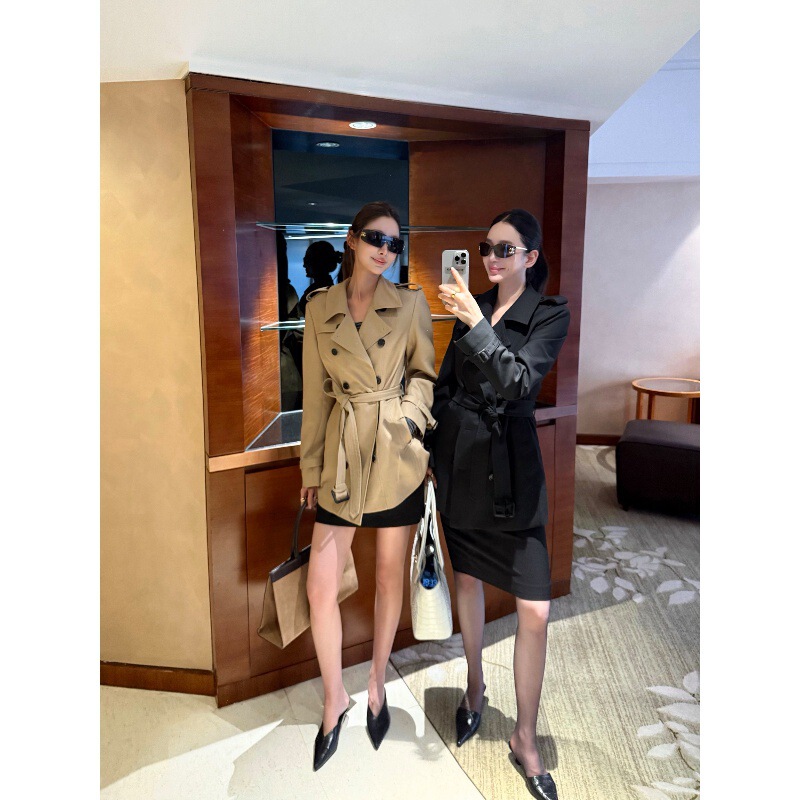 Zhou Miao【Windbreaker King】Vintage Korean-style Turn-down Collar Double-breasted Short Elegant Coat for Women Zhou Miao【Windbreaker King】Vintage Korean-style Turn-down Collar Double-breasted Short Elegant Coat for Women