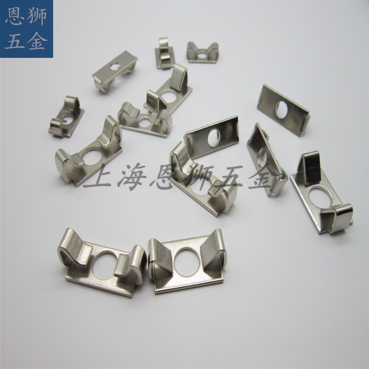 供应工铝型材欧标30弹性扣件   90度连接件