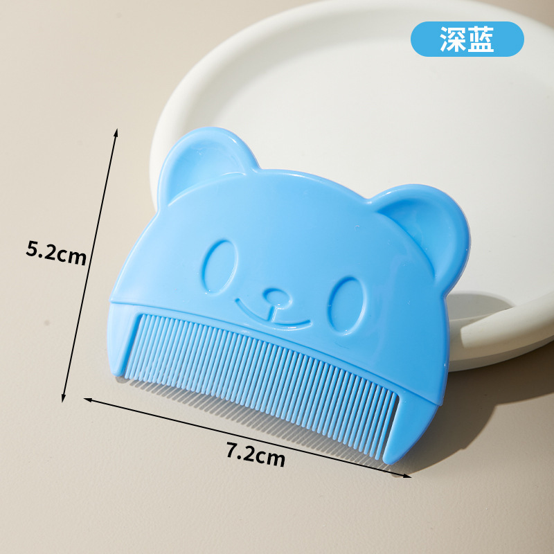 熊の形の赤ちゃんの櫛は胎垢の櫛に行きます。|undefined