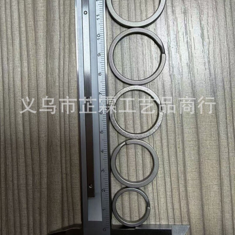 Pure Titanium Alloy Key Ring, Ultra-Light and Ultra-Elastic Key Ring, Gift Jewelry Pendant Manufacturer