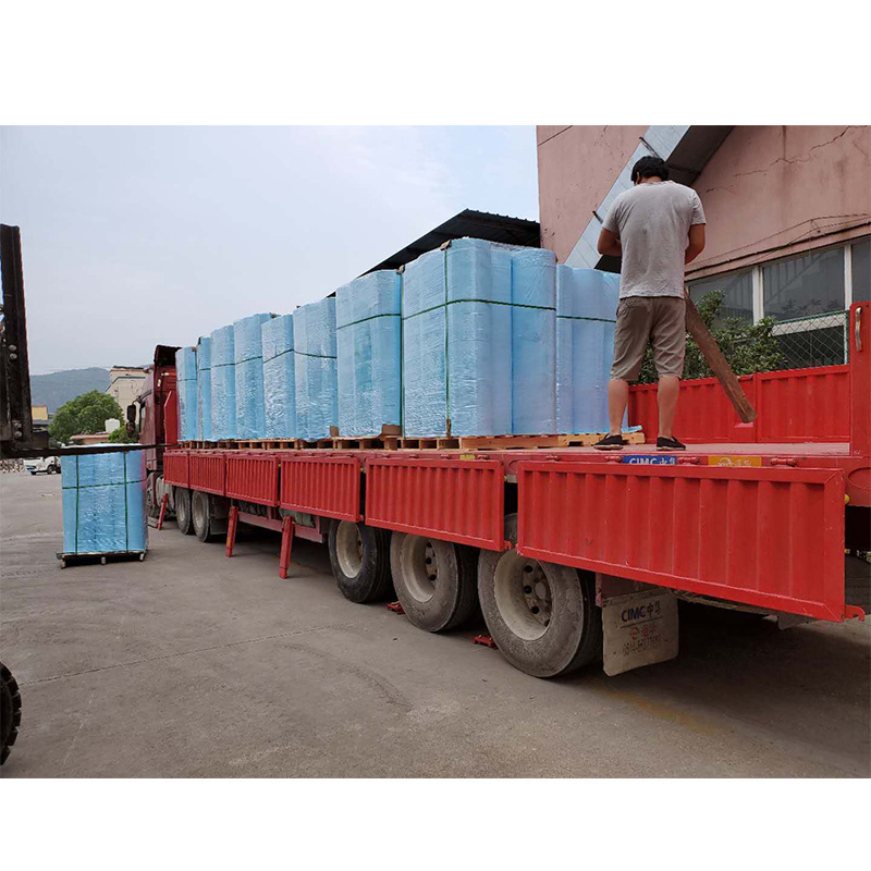 Suministro de ropa de aislamiento de protección civil de plástico desechable CPE ropa de protección azul PE película