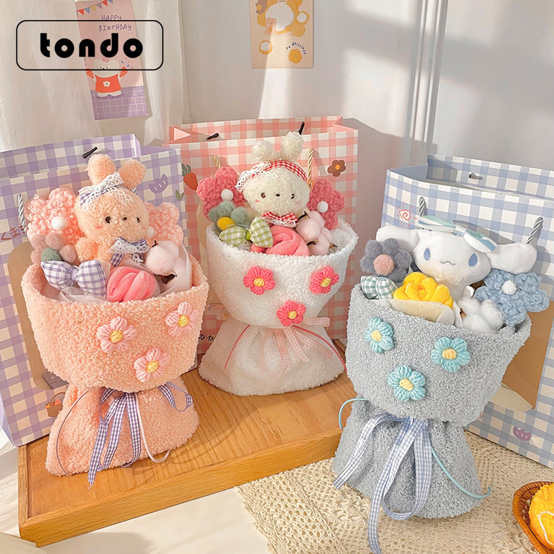 Terminado ramo de muñeca lindo ramo de muñeca de peluche para novia regalo de cumpleaños con bolso
