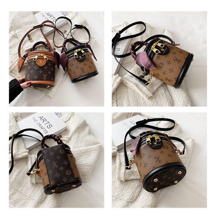 Printed Bucket 2024 New Cross Shoulder Cute and Versatile Women's Bag Small Handbag Free Scarves_voghion.com