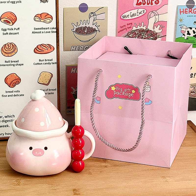 Linda taza de cerdo, taza de regalo de mano, taza de agua para niñas, taza de cerámica de oficina con tapa, regalo de cumpleaños para el hogar