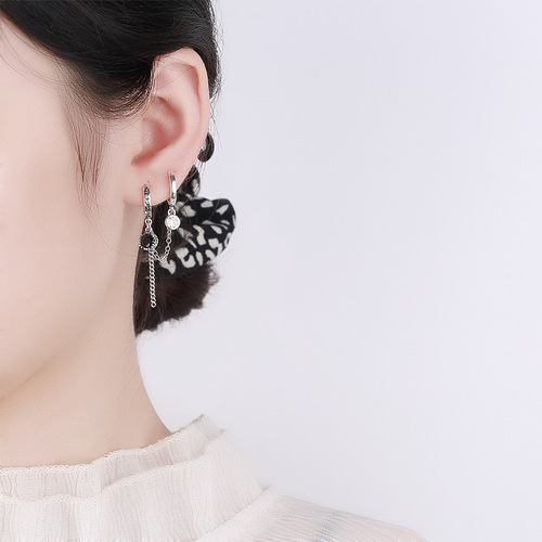 Yunchaoxuan S925 sterling silver Internet celebrity trendy and cool personality double ear buckle black zircon tassel niche design earrings