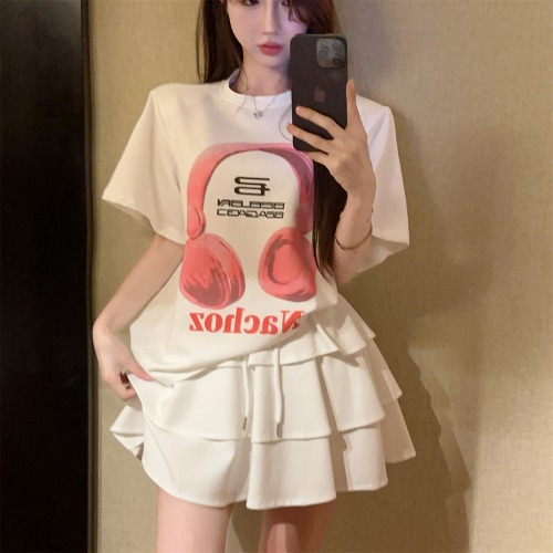 韩版ins时尚个性套装女夏季2024新款印花短袖T恤蛋糕半身裙两件套