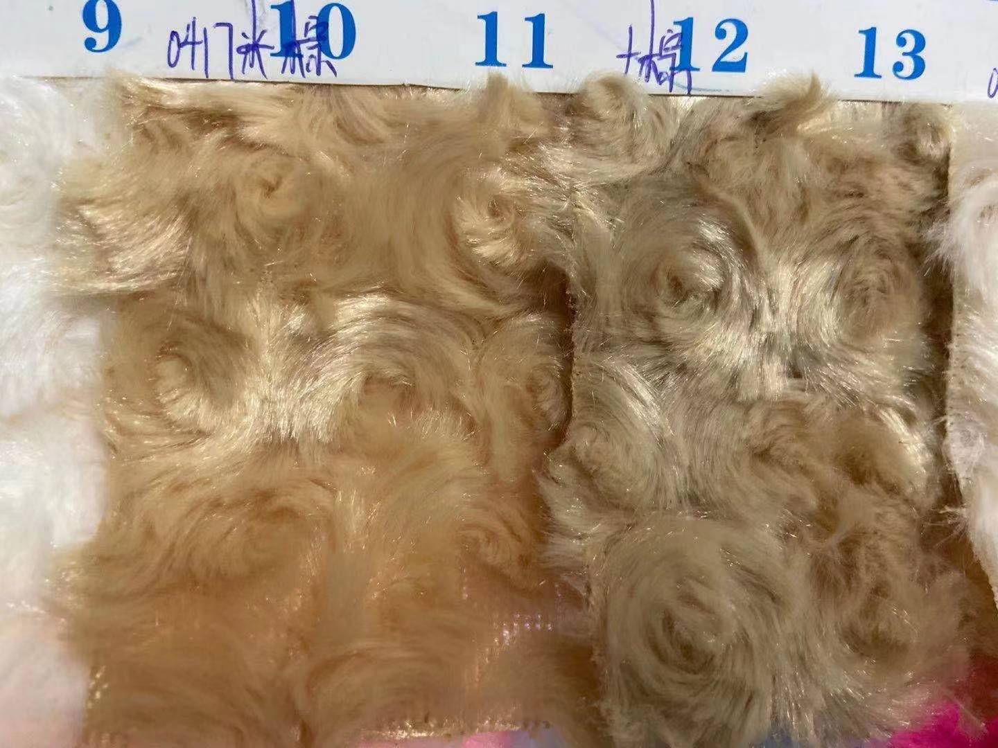 Suministro cepillado PVVelvet engrosada cepillado super suave Rosa terciopelo urdimbre tejido de terciopelo de punto Zapatillas Zapatos y sombreros tela de juguete de peluche