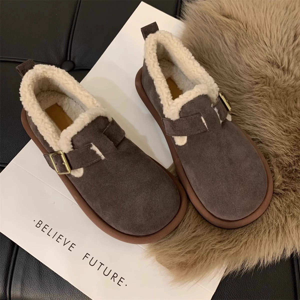 Keep warm shoes platform, Korean style, 2023