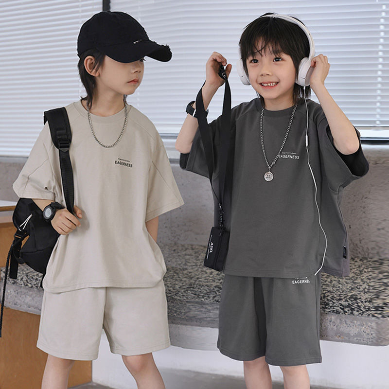 Boys' Summer Casual Suit, Korean Style Loose Sports Two-Piece Suit for Older Children, Handsome and Trendy Summer Short-Sleeved Shorts