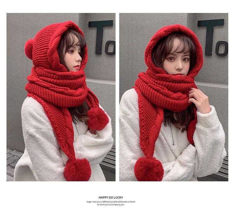 Sciarpa con cappuccio in maglia e protezione orecchie donna_voghion.com