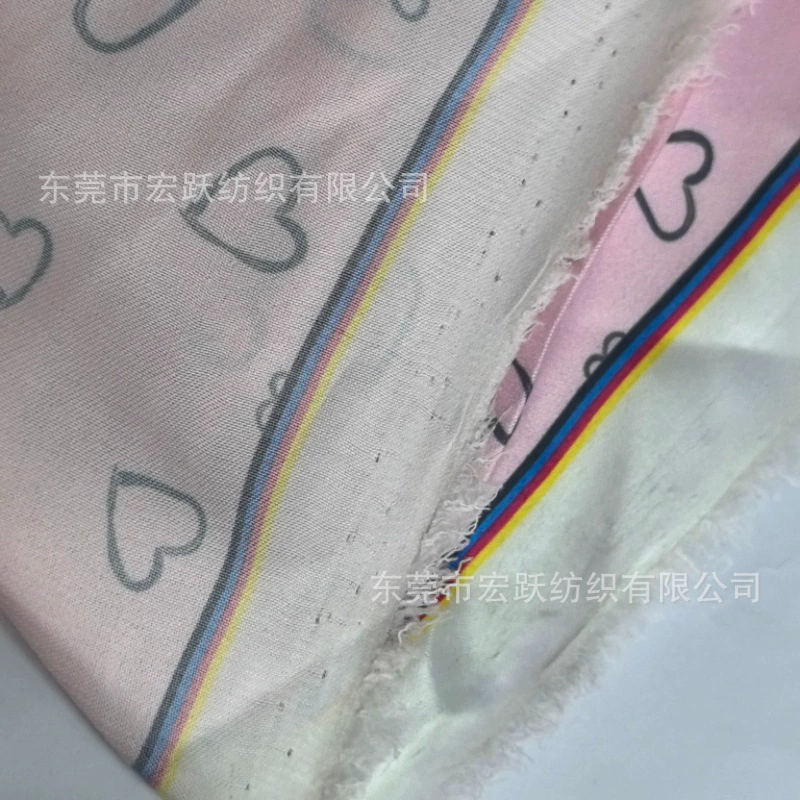 В наличии матовый imitation silk stretch satin сатиновая ткань с принтом сердечко, упаковка обуви из ткани