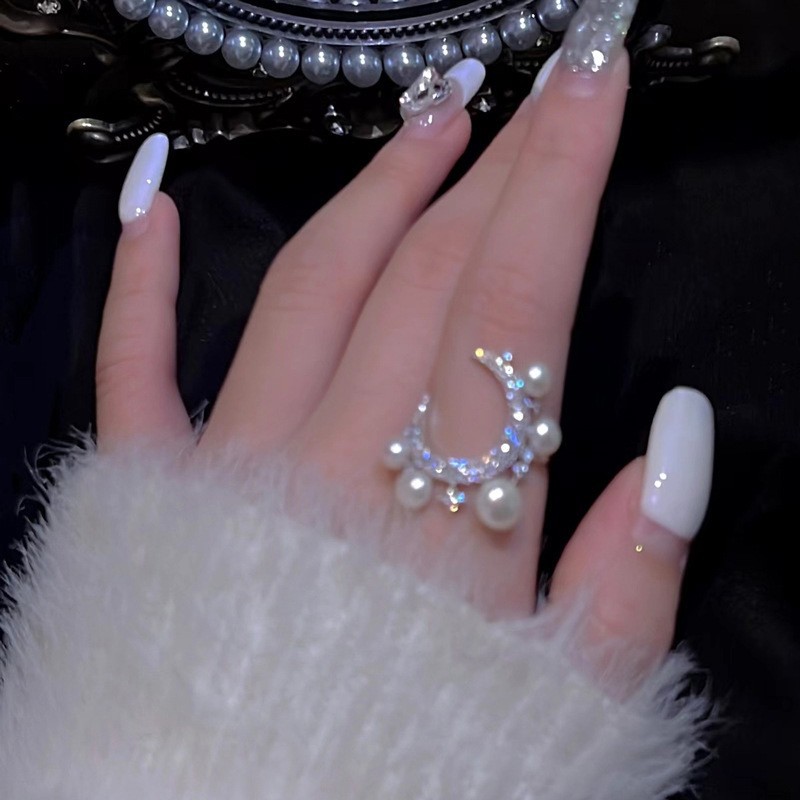 Corea del Sur ins triángulo circón anillo abierto nicho creativo versátil anillo de dedo índice elegante lujo ligero accesorios de alto sentido