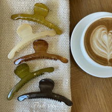 韩国进口牛油果茶色系发夹极简线条透感大号发抓鲨鱼夹气质女发夹