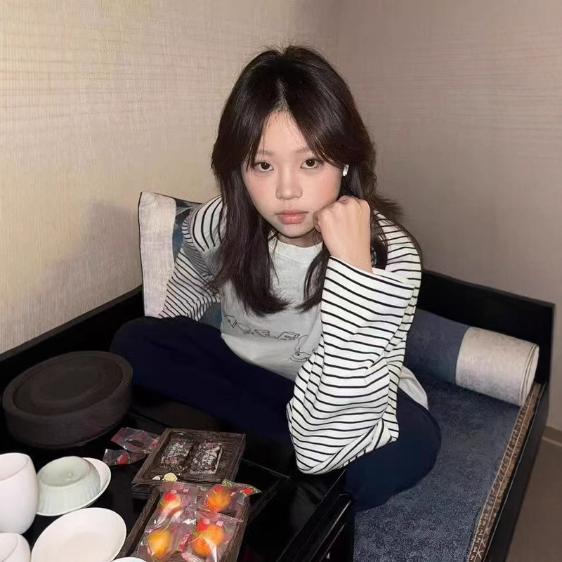 美式复古插肩袖t恤女2025春季爆款设计感条纹宽松显瘦长袖上衣潮|undefined