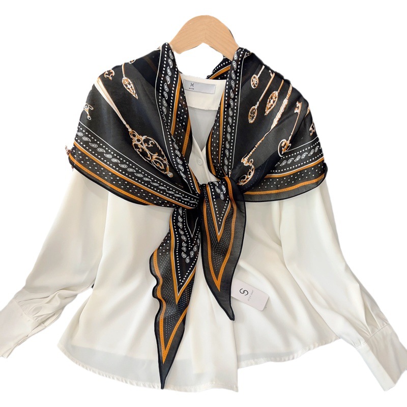 Estilo coreano elegante diamante bufanda anacardo verde triángulo bufanda verano nueva camisa a juego chal decorativo pequeña bufanda para las mujeres