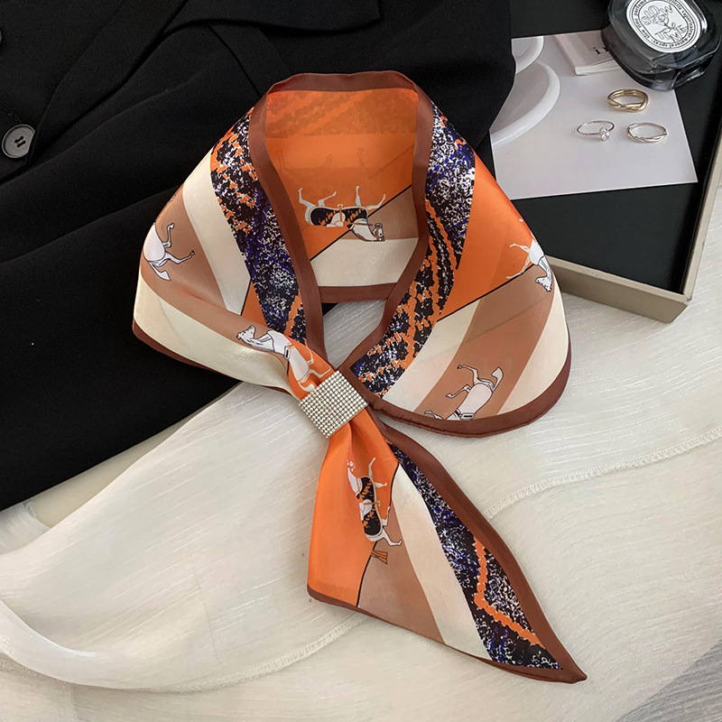 Bufandas de seda larga damas coreanas nuevas bufandas delgadas de cabello correa de cabello temperamento bufandas de seda al por mayor