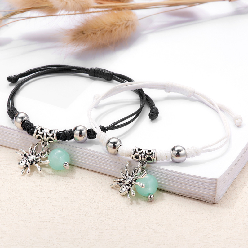Factory Direct Halloween spider luminous bracelet European and American cross-border new hand-woven couple bracelet bracelet for women Factory Direct Halloween spider luminous bracelet European and American cross-border new hand-woven couple bracelet bracelet for women