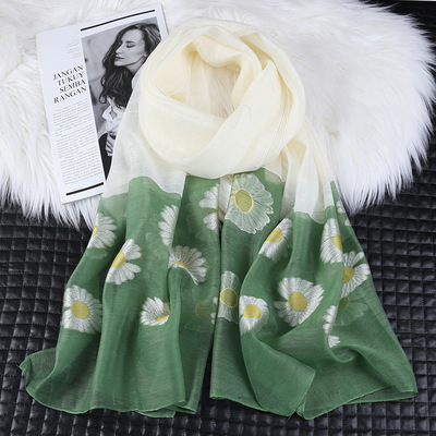 2021春季新款刺繡提花柔軟輕薄絲巾撞色拼色小雛菊紗巾女裝飾圍巾