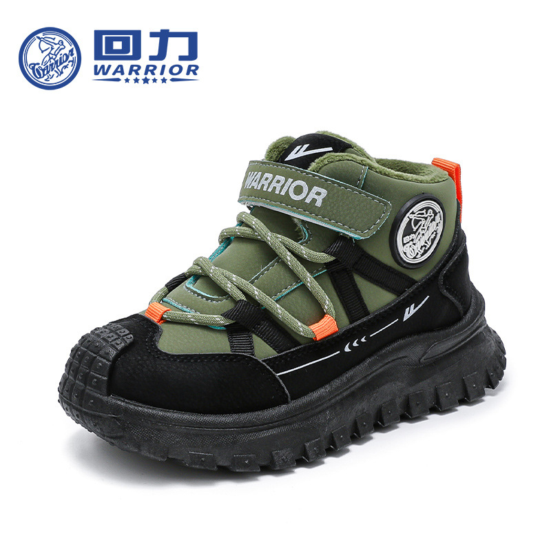 Zapatos infantiles de velcro de alta altura y terciopelo caliente simple para hombres y mujeres, zapatos de algodón de moda para niños mayores.