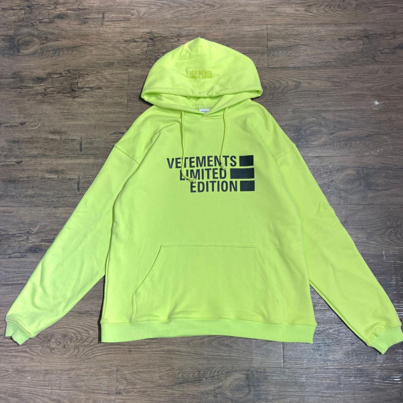 간단한 편지 VET 인쇄 편지 후드 스웨트 셔츠 여성의 봄과 가을 2024 새로운 복고풍 느슨한 스웨트 셔츠