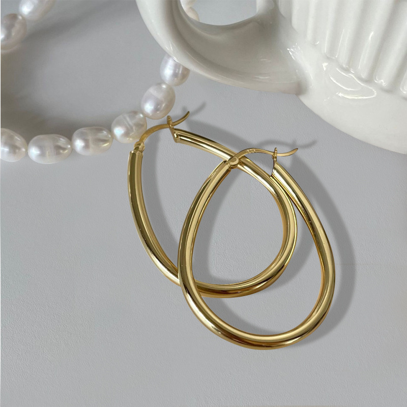 Manufacturer Sells S925 Silver Earrings, Niche Minimalist Style, European and American Retro Exaggerated Hoops, High-End and Elegant Ear Accessories