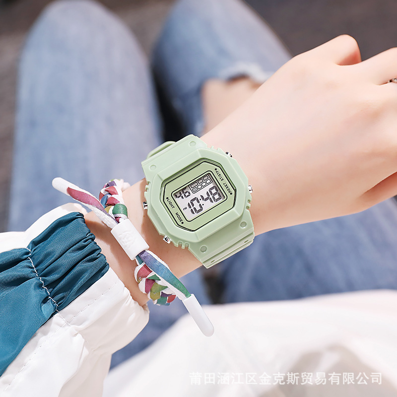 Manufacturer Wholesale Matcha Green Small Square Korean Style Simple Forest Style College Style Square Sports Electronic Watch for Male and Female Students