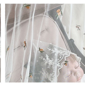 수 놓은 올리브 모기장