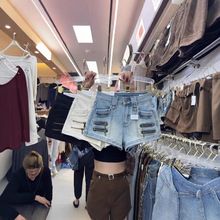 档口实拍图片2025新高腰A字牛仔短裤女辣妹显瘦高腰提臀紧身热裤