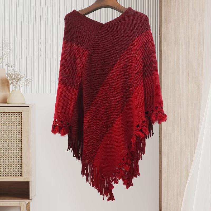 新款民族风仿羊绒毛线针织衫韩版披肩显瘦上衣罩衫吊须灯笼形斗篷