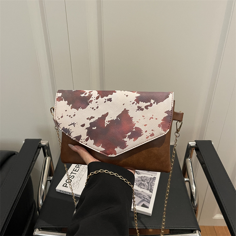 2026 New Vintae Women's Chain Sinle Shoulder Crossbody Small Square Ba, Hih-end Fashion Versatile Wallet Envelope_voghion.com