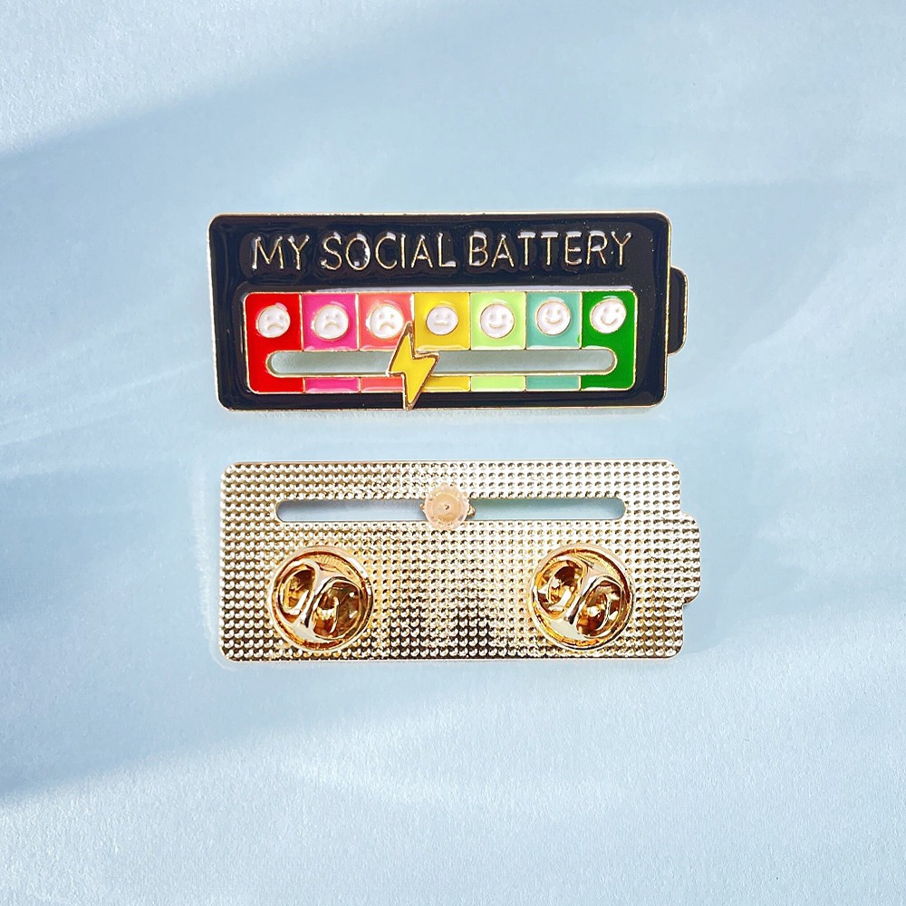 Cambio de humor de poder social broche insignia femenina nueva medalla creativa ropa bolsa decoraciones insignia de metal