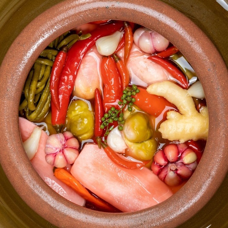 森牛家泡菜四川土坛泡菜母水农家传统即食仔姜蒜什锦酸萝卜泡批发