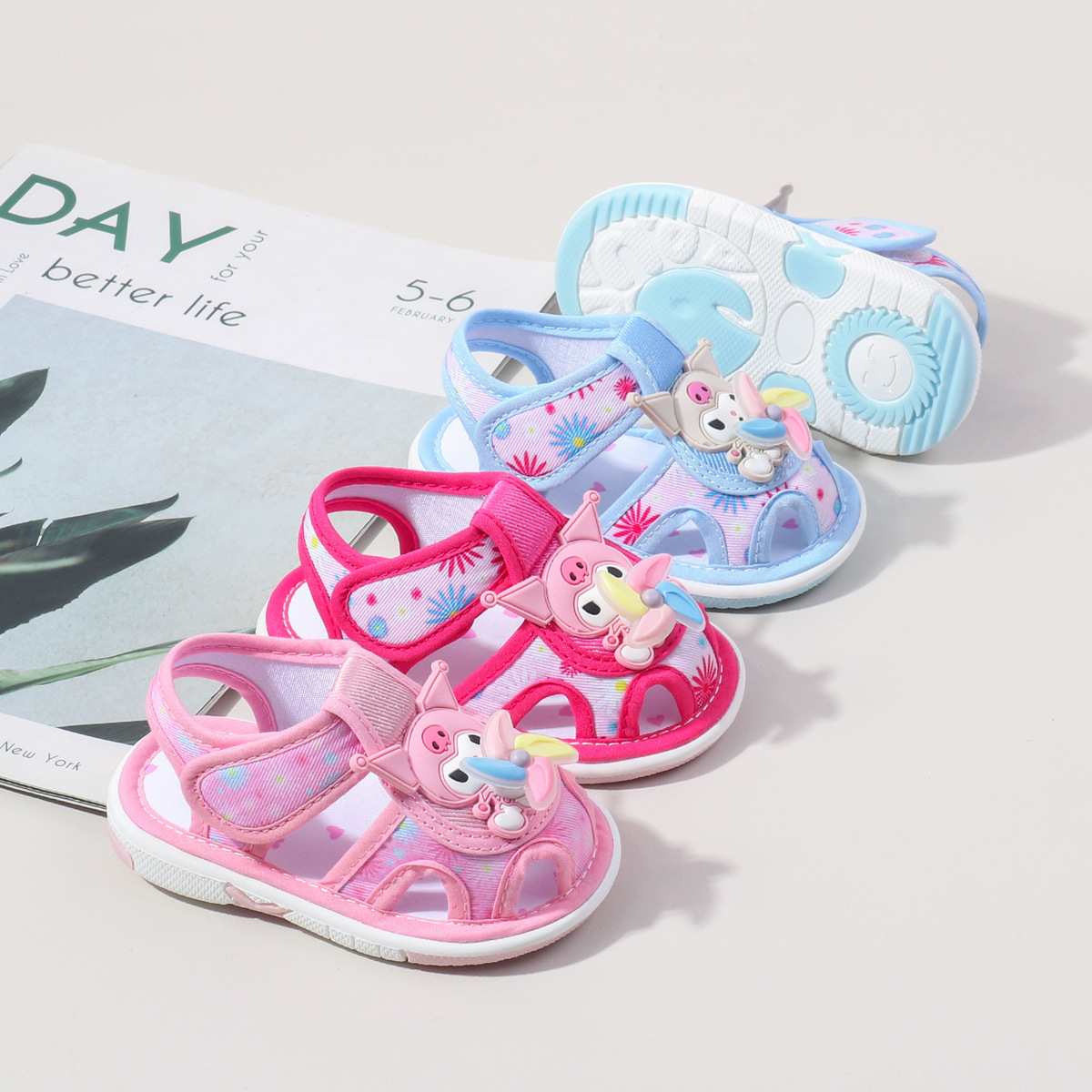 Sandals New Spring and Summer Baby Girl Non-Slip Shoes Rubber Sole Screaming Shoes Cute Cartoon Toddler Shoes 5148