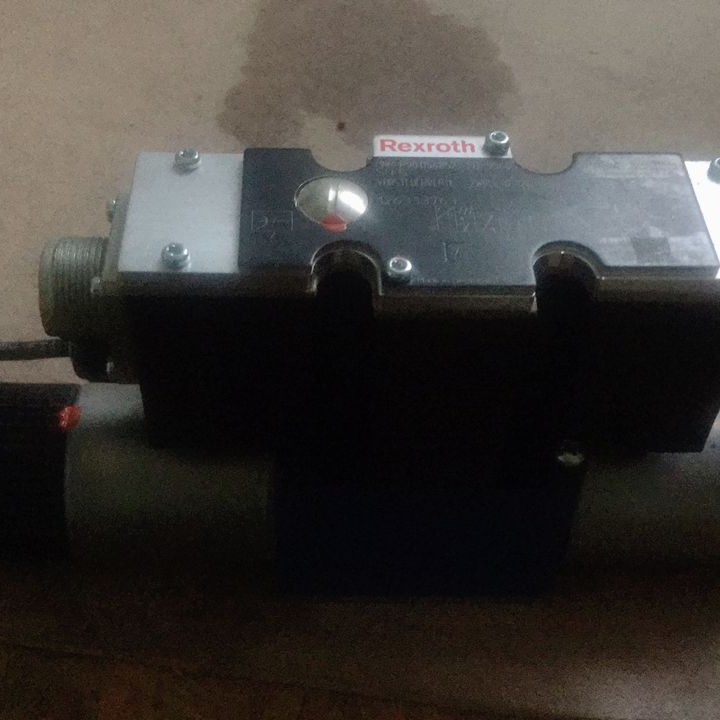 现货销售 R900965652  2WRCE100D001-1X/SG24/M-53