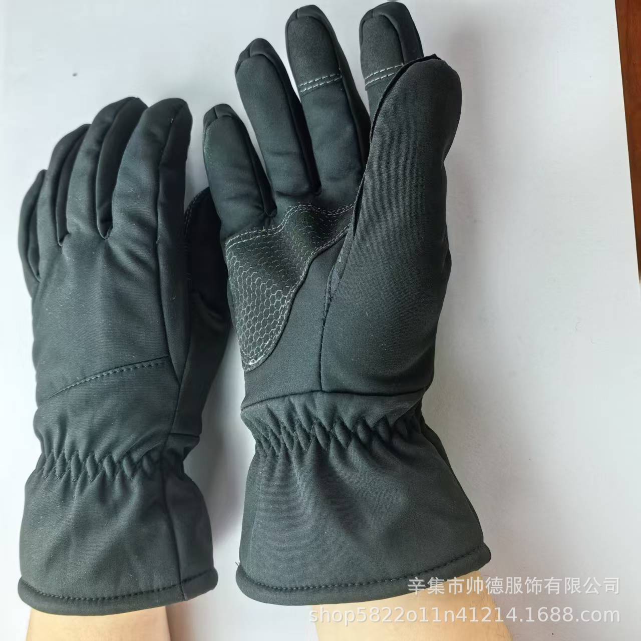 Outdoor Tactical Fleece-Lined Gloves, Cold-Proof Ski Touch-Screen Full-Finger Gloves, Autumn and Winter Warm Windproof Sports Gloves