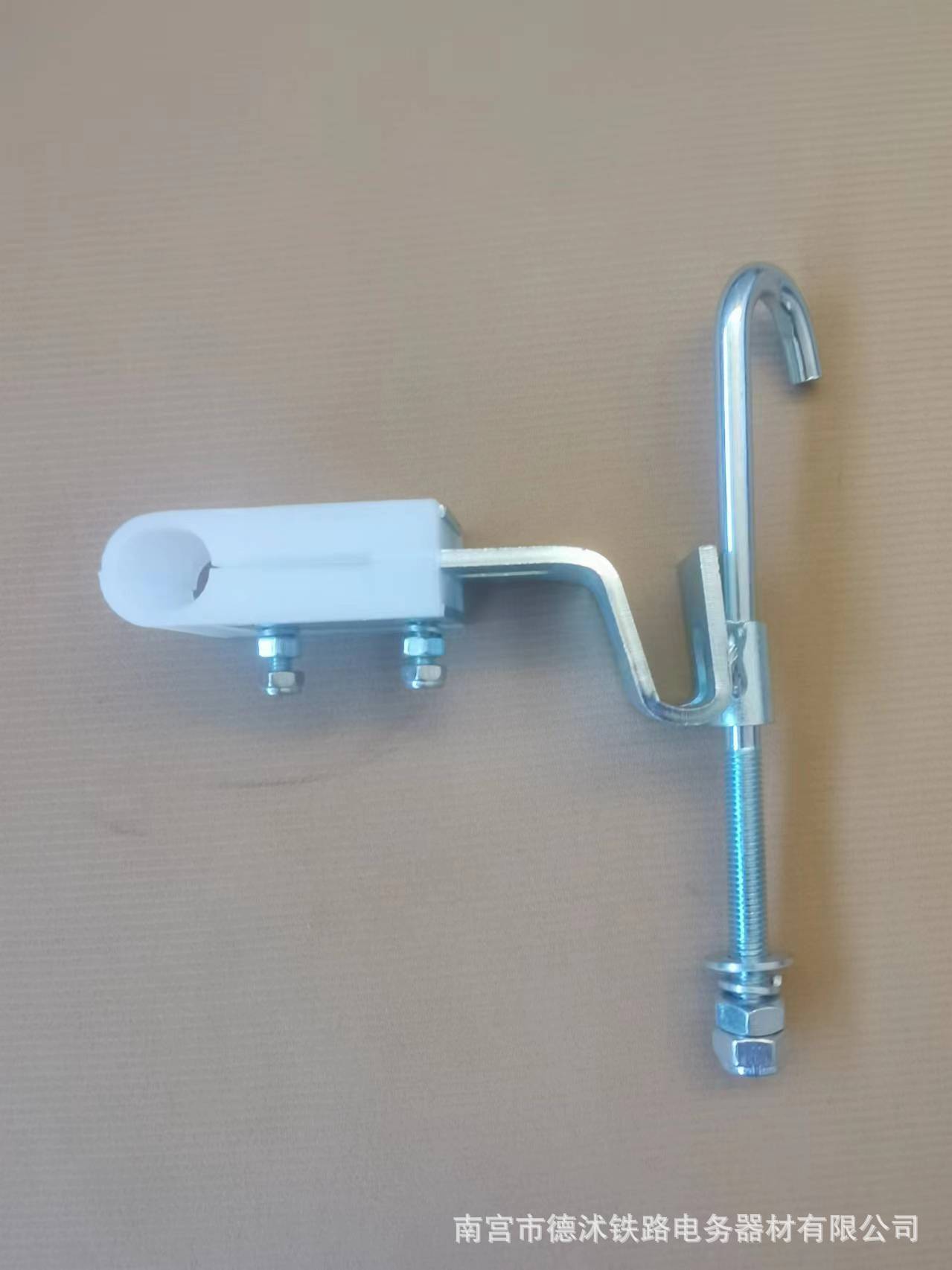 f66f1c65a863e12bb5fe2435a8390e