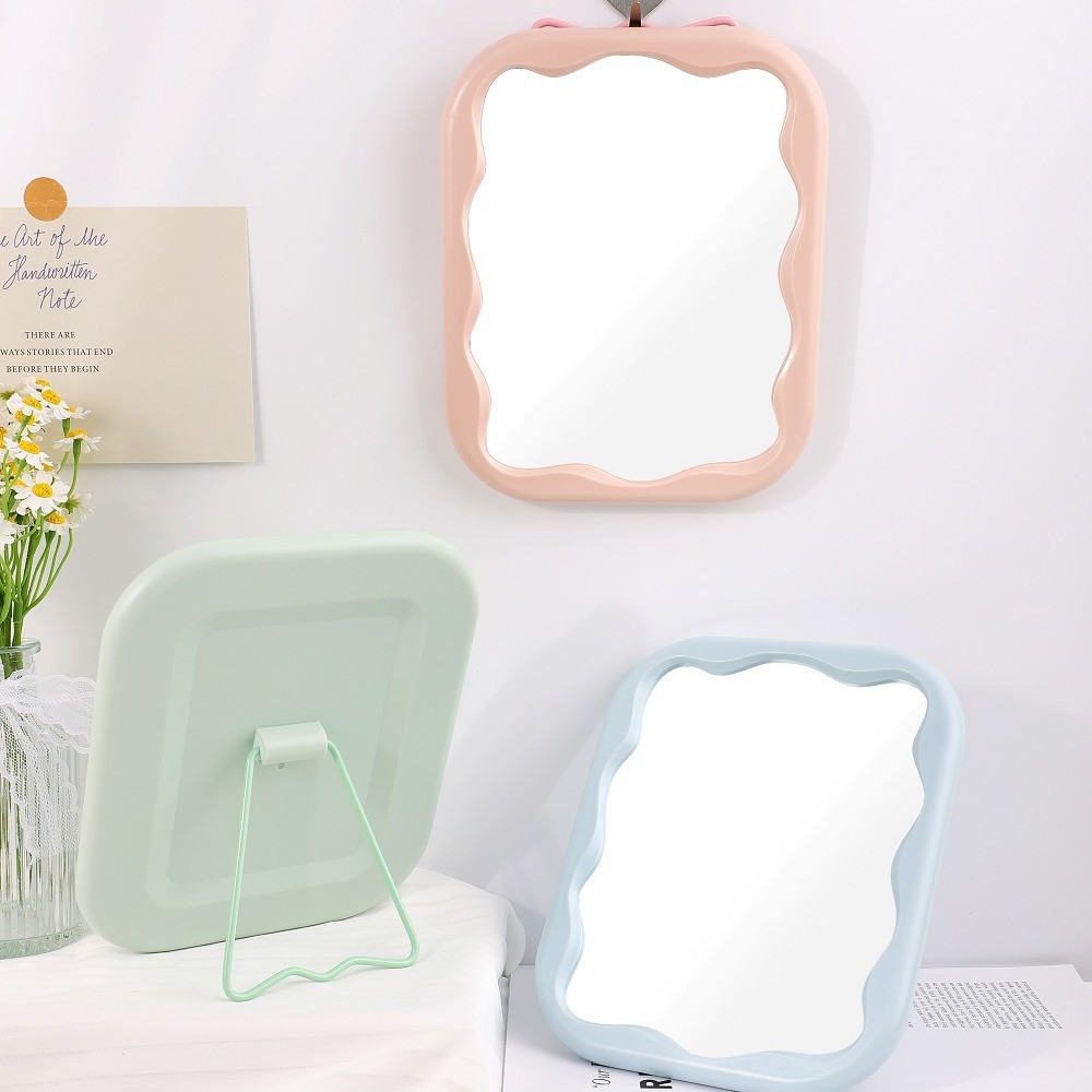 Espejo de maquillaje encantador Espejo ondulado de escritorio colgado en la pared dormitorio de estudiantes red Espejo de maquillaje de oficina pequeño espejo