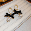 Brand silver needle, fashionable earrings, simple and elegant design, internet celebrity, wholesale