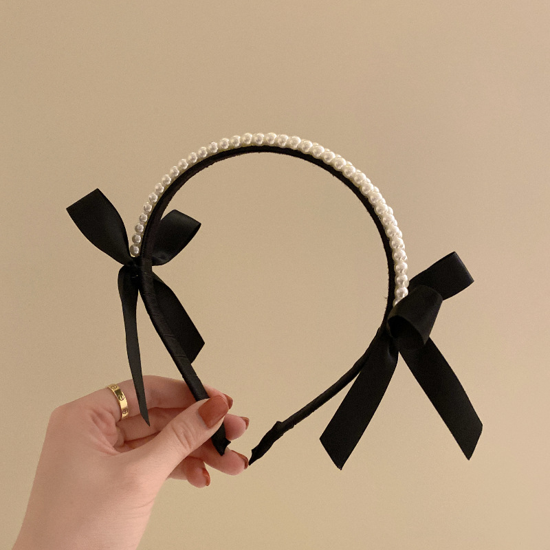 Schwarzes Perlen-Stirnband mit Schleife für Damen im Sommer, High-End-Retro-Stil, französischer Stil, elegantes Presse-Stirnband, koreanische Kopfbedeckung für Frauen_voghion.com