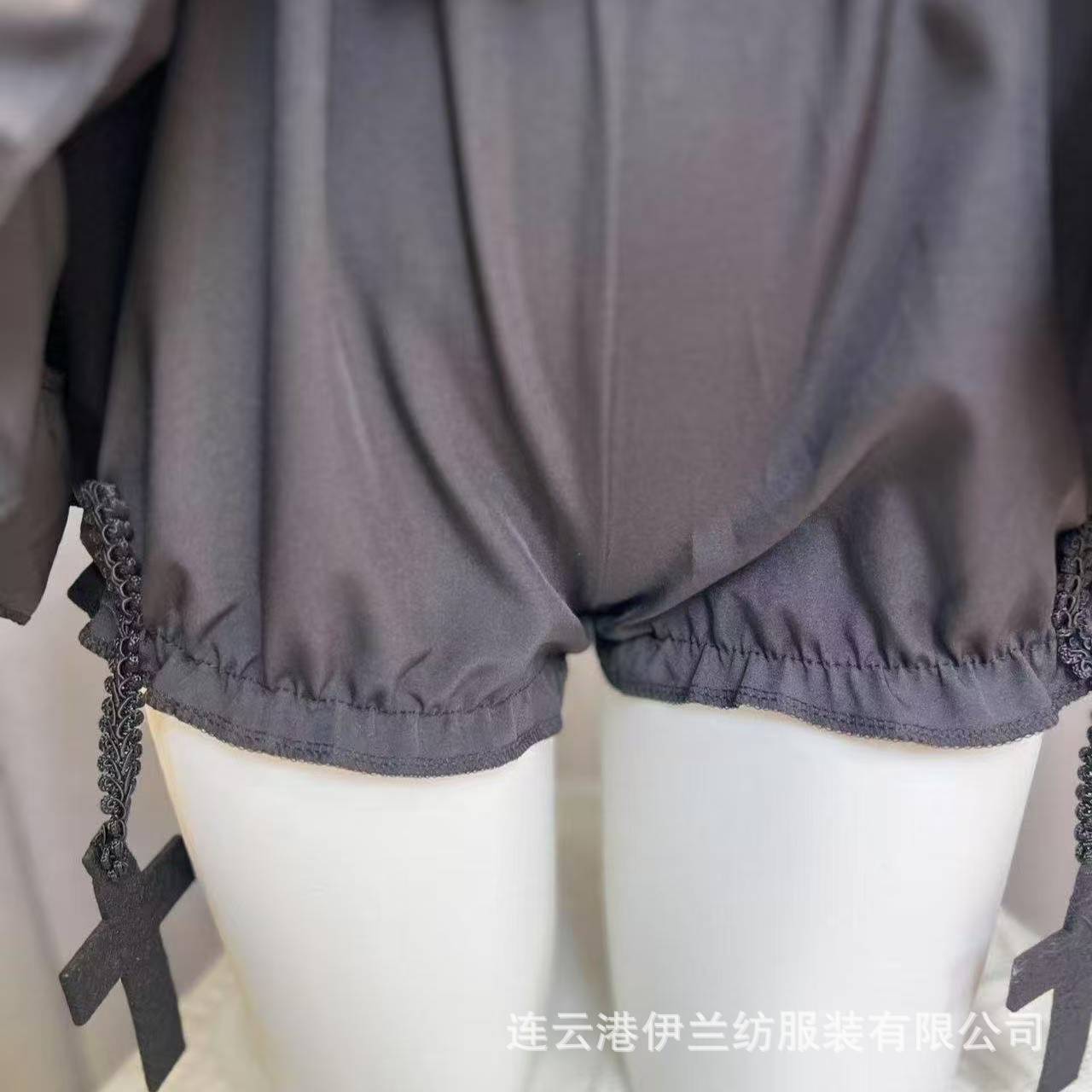 Black and White High-Waist Puff Skirt, Light Punk Outer-Wear Mini Skirt, Anti-Exposure Lining — detail image 4
