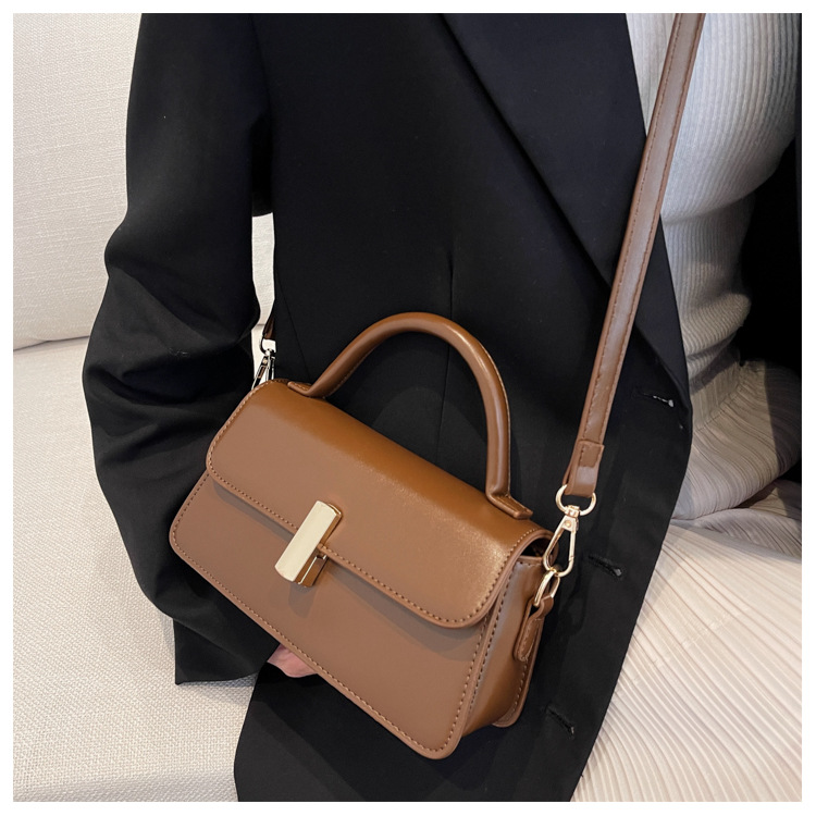 Fashion Small Bag Women's New Fashion Messenger Bag display picture 5