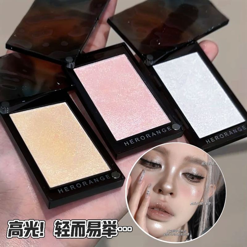 HERORANGE~光と影のハイライトパウダー、パール光沢、微細な輝き、自然な明るさ、化粧持ち、立体的な輪郭とハイライト|undefined